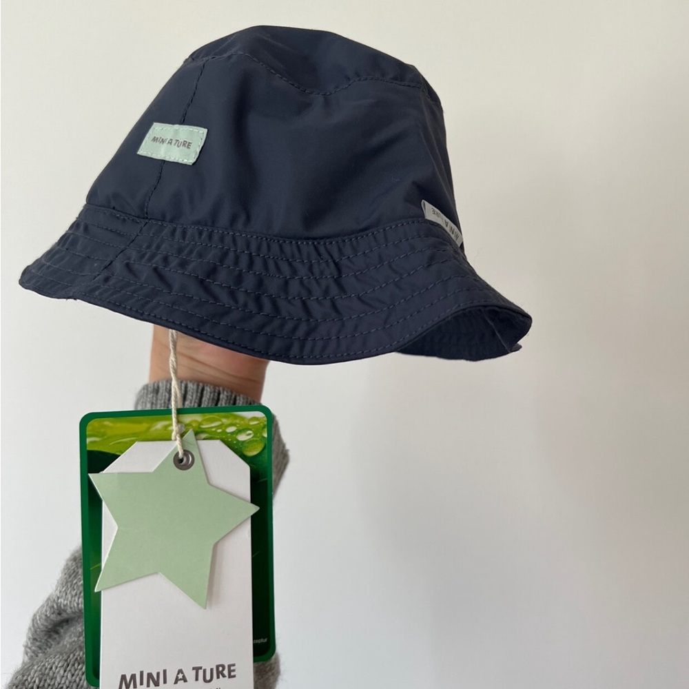 Mini A Ture sun and water hat